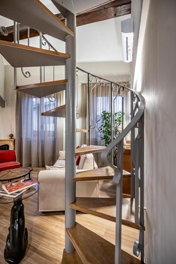 Yid Penthouse In Santa Croce Appartement Florence Buitenkant foto