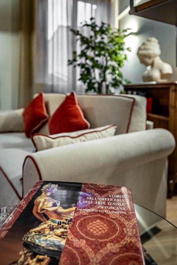 Yid Penthouse In Santa Croce Appartement Florence Buitenkant foto